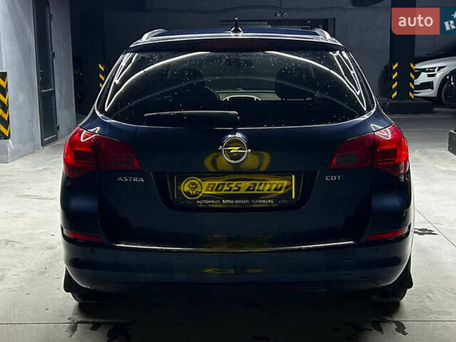 Синий Опель Астра, объемом двигателя 1.69 л и пробегом 231 тыс. км за 7500 $, фото 4 на Automoto.ua