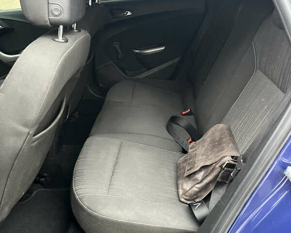 Синий Опель Астра, объемом двигателя 1.69 л и пробегом 257 тыс. км за 6300 $, фото 27 на Automoto.ua