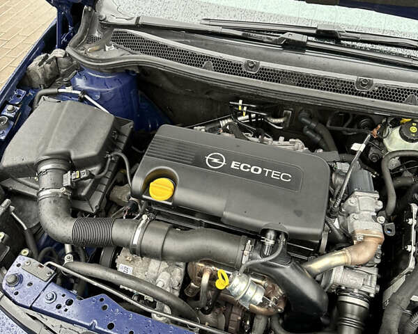 Синий Опель Астра, объемом двигателя 1.7 л и пробегом 211 тыс. км за 6400 $, фото 26 на Automoto.ua