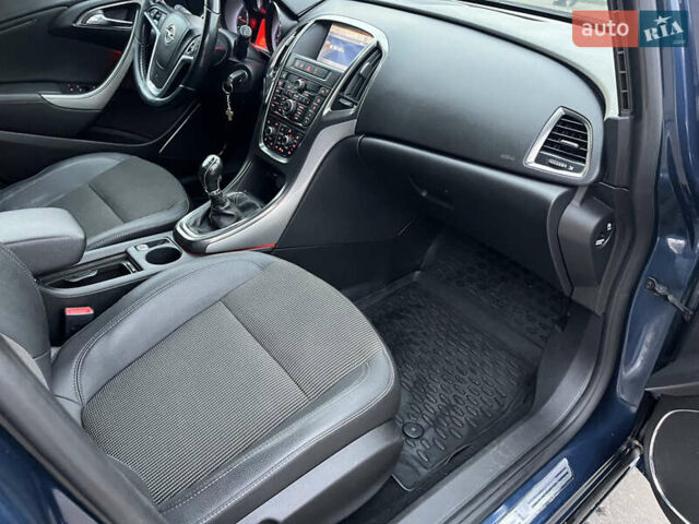 Синій Опель Астра, об'ємом двигуна 2 л та пробігом 282 тис. км за 6850 $, фото 38 на Automoto.ua