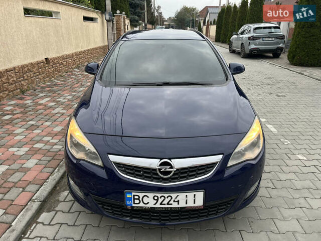 Синий Опель Астра, объемом двигателя 1.69 л и пробегом 257 тыс. км за 6300 $, фото 15 на Automoto.ua