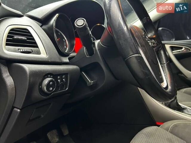 Синий Опель Астра, объемом двигателя 1.69 л и пробегом 231 тыс. км за 7500 $, фото 18 на Automoto.ua