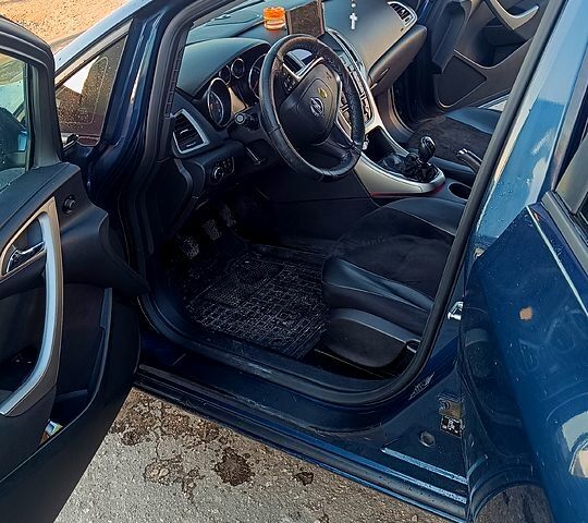 Синій Опель Астра, об'ємом двигуна 1.2 л та пробігом 187 тис. км за 6000 $, фото 8 на Automoto.ua