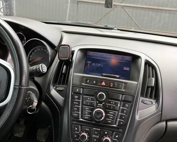 Синий Опель Астра, объемом двигателя 1.7 л и пробегом 320 тыс. км за 6500 $, фото 22 на Automoto.ua