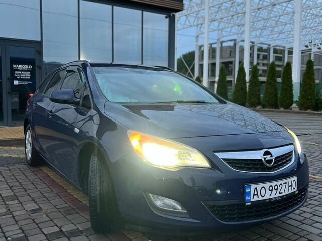 Синий Опель Астра, объемом двигателя 1.3 л и пробегом 264 тыс. км за 5800 $, фото 1 на Automoto.ua