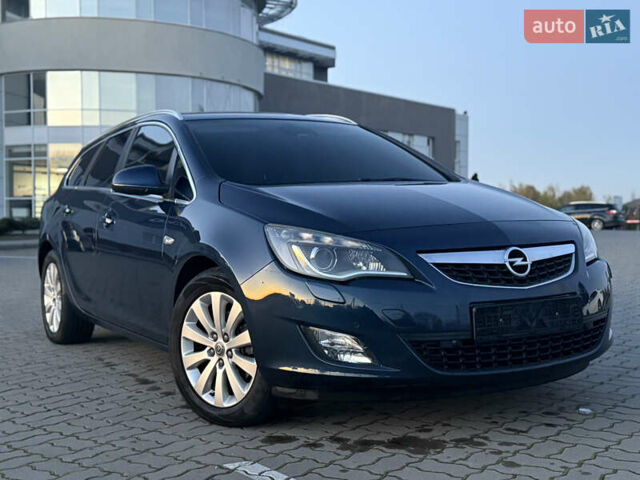 Синий Опель Астра, объемом двигателя 1.7 л и пробегом 171 тыс. км за 8700 $, фото 21 на Automoto.ua