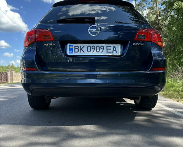 Синий Опель Астра, объемом двигателя 1.3 л и пробегом 315 тыс. км за 6700 $, фото 5 на Automoto.ua