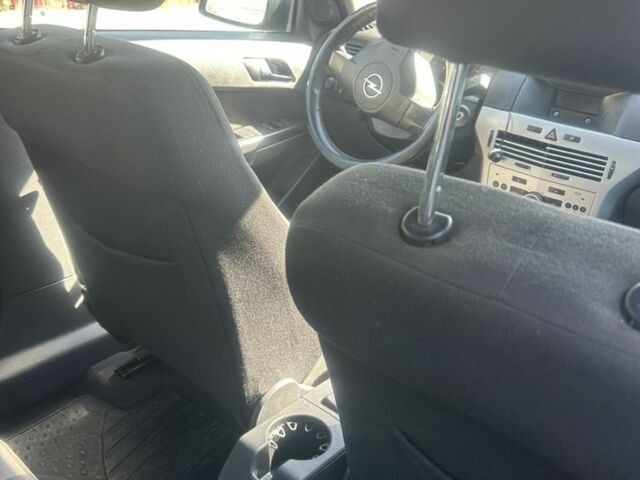 Опель Астра 2011 в Богородчанах на Automoto.ua Синий Опель Астра, объемом двигателя 1.7 л и пробегом 245 тыс. км за 5750 $, фото 3 на Automoto.ua