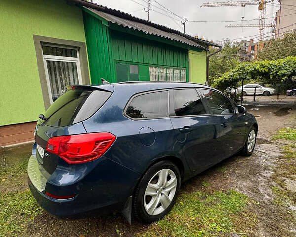 Синий Опель Астра, объемом двигателя 1.7 л и пробегом 231 тыс. км за 7000 $, фото 9 на Automoto.ua