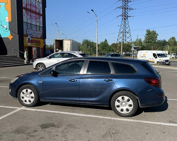 Синий Опель Астра, объемом двигателя 1.7 л и пробегом 346 тыс. км за 6150 $, фото 6 на Automoto.ua