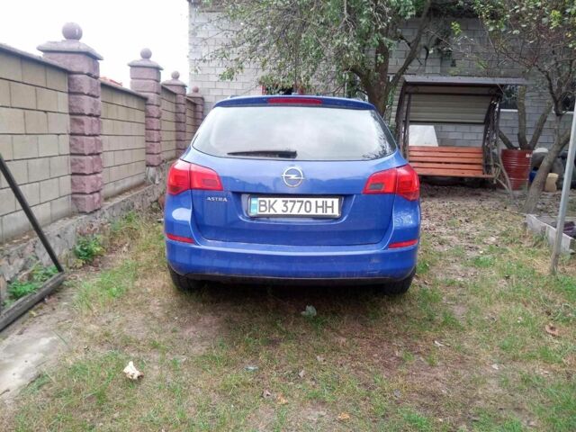 Синий Опель Астра, объемом двигателя 0 л и пробегом 250 тыс. км за 6800 $, фото 3 на Automoto.ua