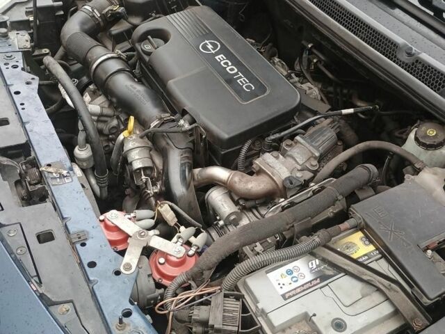 Синий Опель Астра, объемом двигателя 1.7 л и пробегом 230 тыс. км за 6700 $, фото 6 на Automoto.ua