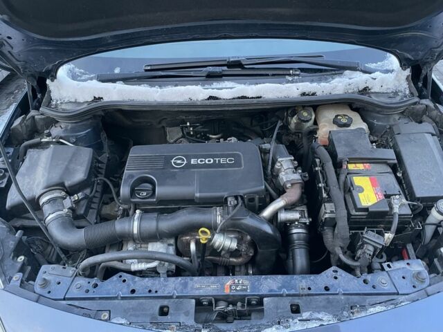 Синій Опель Астра, об'ємом двигуна 1.7 л та пробігом 277 тис. км за 8200 $, фото 12 на Automoto.ua