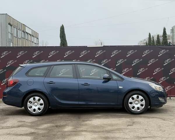 Синий Опель Астра, объемом двигателя 1.25 л и пробегом 214 тыс. км за 6500 $, фото 3 на Automoto.ua