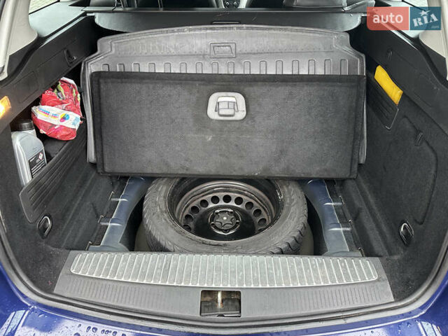 Синий Опель Астра, объемом двигателя 1.2 л и пробегом 308 тыс. км за 7000 $, фото 10 на Automoto.ua