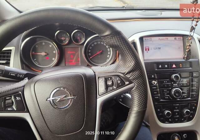 Опель Астра 2011 в Львове на Automoto.ua Синий Опель Астра, объемом двигателя 1.7 л и пробегом 310 тыс. км за 7200 $, фото 5 на Automoto.ua