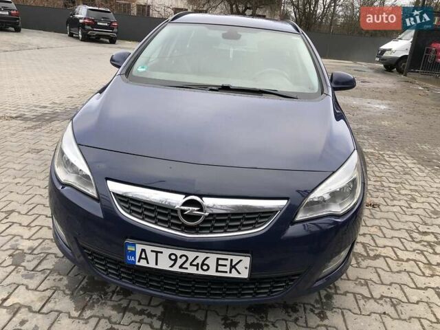 Синий Опель Астра, объемом двигателя 1.7 л и пробегом 320 тыс. км за 6500 $, фото 17 на Automoto.ua
