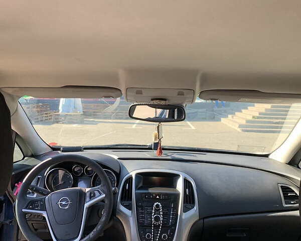 Синий Опель Астра, объемом двигателя 1.7 л и пробегом 346 тыс. км за 6150 $, фото 13 на Automoto.ua