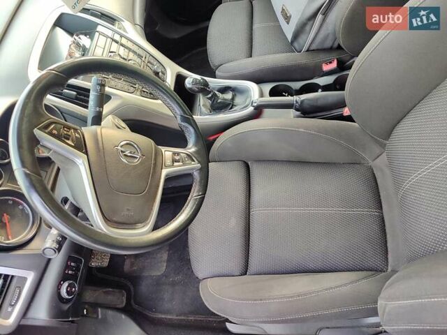 Синій Опель Астра, об'ємом двигуна 1.3 л та пробігом 303 тис. км за 7500 $, фото 9 на Automoto.ua