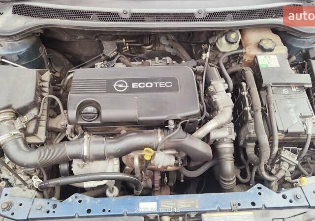 Опель Астра 2011 в Львове на Automoto.ua Синий Опель Астра, объемом двигателя 1.7 л и пробегом 310 тыс. км за 7200 $, фото 8 на Automoto.ua