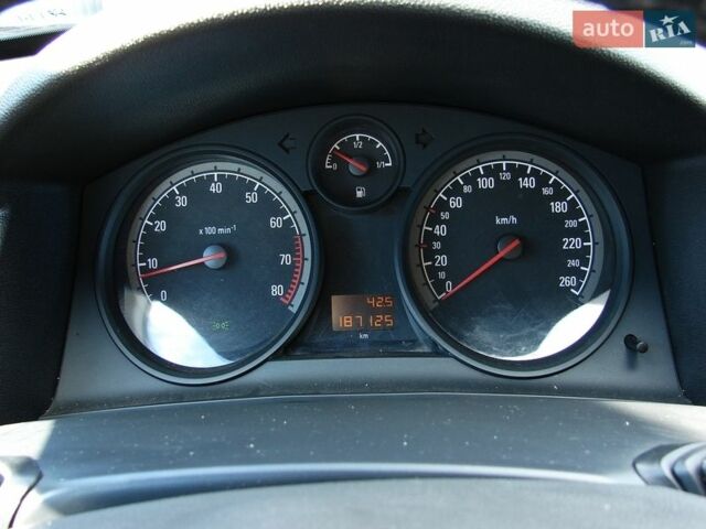 Синій Опель Астра, об'ємом двигуна 1.6 л та пробігом 187 тис. км за 6300 $, фото 11 на Automoto.ua