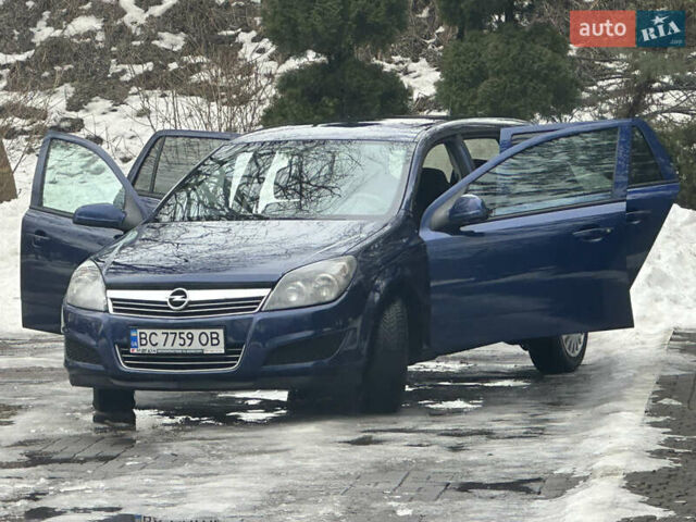 Синий Опель Астра, объемом двигателя 1.7 л и пробегом 261 тыс. км за 5499 $, фото 1 на Automoto.ua