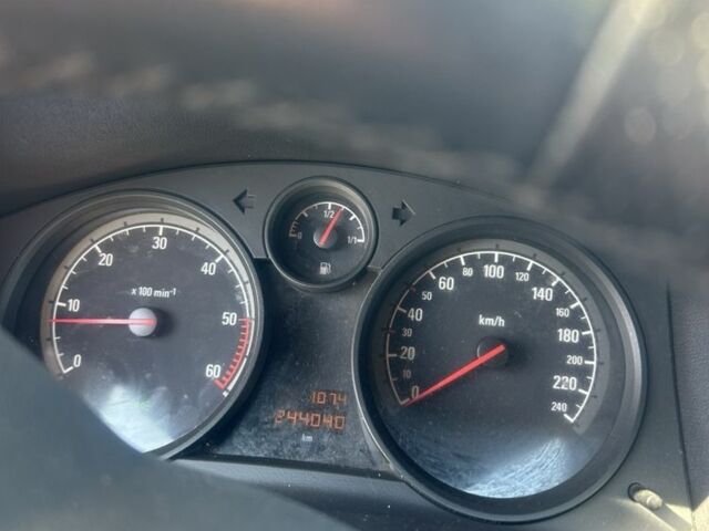 Опель Астра 2011 в Богородчанах на Automoto.ua Синий Опель Астра, объемом двигателя 1.7 л и пробегом 245 тыс. км за 5750 $, фото 4 на Automoto.ua