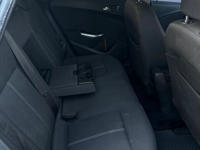 Синий Опель Астра, объемом двигателя 1.7 л и пробегом 194 тыс. км за 7900 $, фото 16 на Automoto.ua