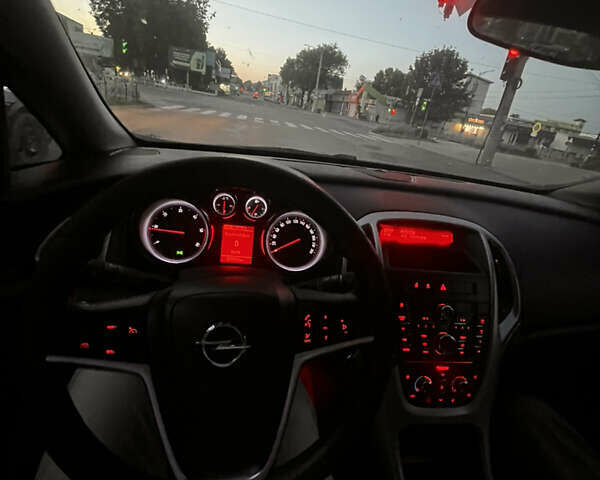 Синий Опель Астра, объемом двигателя 1.69 л и пробегом 315 тыс. км за 5700 $, фото 5 на Automoto.ua