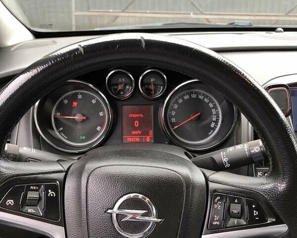 Синий Опель Астра, объемом двигателя 1.7 л и пробегом 320 тыс. км за 6500 $, фото 13 на Automoto.ua