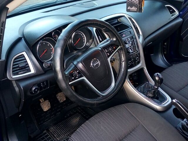 Синий Опель Астра, объемом двигателя 1.2 л и пробегом 0 тыс. км за 5700 $, фото 3 на Automoto.ua