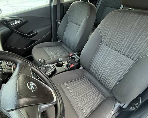 Синий Опель Астра, объемом двигателя 1.25 л и пробегом 214 тыс. км за 6700 $, фото 17 на Automoto.ua