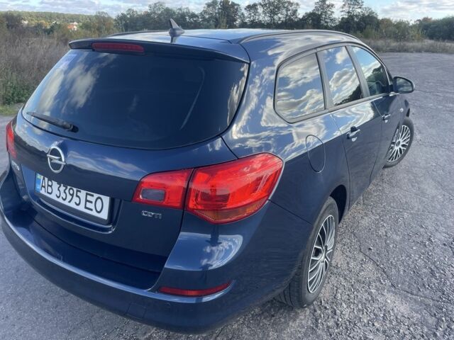 Синий Опель Астра, объемом двигателя 1.7 л и пробегом 220 тыс. км за 7200 $, фото 4 на Automoto.ua