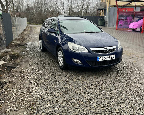 Синий Опель Астра, объемом двигателя 1.7 л и пробегом 233 тыс. км за 6300 $, фото 1 на Automoto.ua