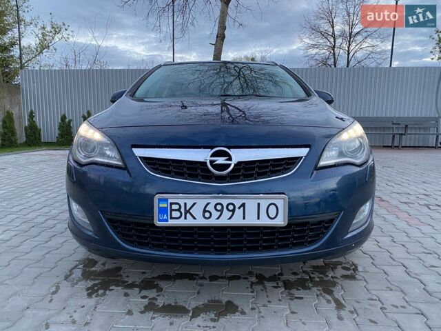 Синий Опель Астра, объемом двигателя 1.96 л и пробегом 337 тыс. км за 7700 $, фото 1 на Automoto.ua