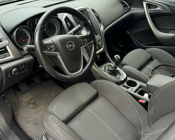 Синий Опель Астра, объемом двигателя 1.3 л и пробегом 230 тыс. км за 7200 $, фото 44 на Automoto.ua