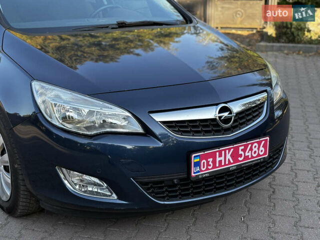 Синий Опель Астра, объемом двигателя 1.6 л и пробегом 200 тыс. км за 6600 $, фото 14 на Automoto.ua