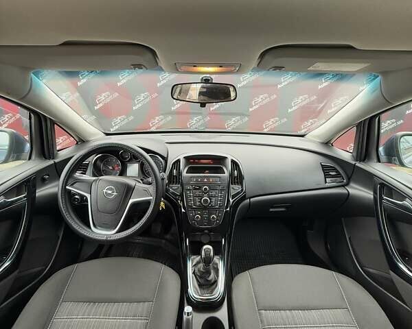 Синий Опель Астра, объемом двигателя 1.25 л и пробегом 214 тыс. км за 6500 $, фото 16 на Automoto.ua