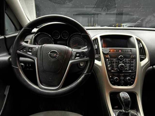 Синій Опель Астра, об'ємом двигуна 1.6 л та пробігом 231 тис. км за 7500 $, фото 13 на Automoto.ua