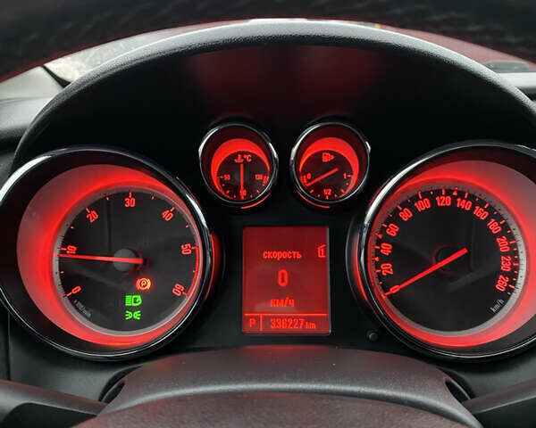 Синій Опель Астра, об'ємом двигуна 1.96 л та пробігом 337 тис. км за 7700 $, фото 38 на Automoto.ua