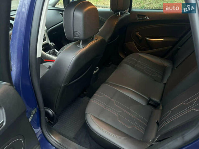 Синій Опель Астра, об'ємом двигуна 2 л та пробігом 274 тис. км за 7900 $, фото 5 на Automoto.ua