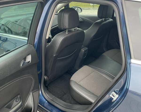 Синий Опель Астра, объемом двигателя 2 л и пробегом 258 тыс. км за 7500 $, фото 11 на Automoto.ua