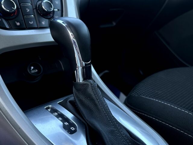 Синій Опель Астра, об'ємом двигуна 1.4 л та пробігом 206 тис. км за 7900 $, фото 6 на Automoto.ua