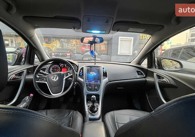 Синий Опель Астра, объемом двигателя 1.69 л и пробегом 250 тыс. км за 7500 $, фото 21 на Automoto.ua