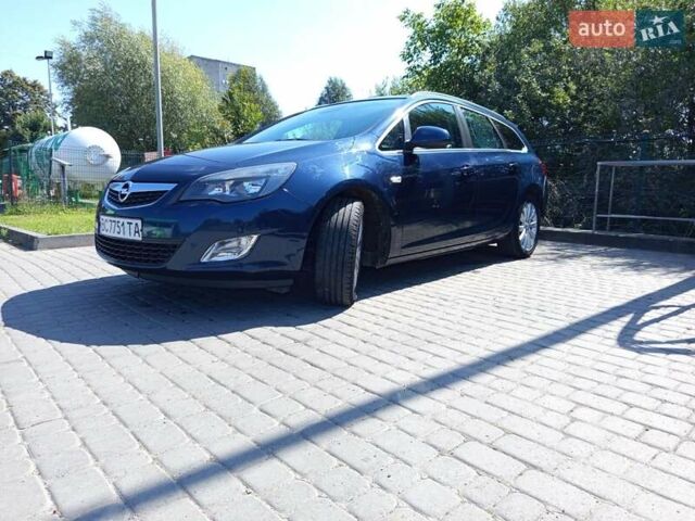Синий Опель Астра, объемом двигателя 1.7 л и пробегом 243 тыс. км за 8200 $, фото 6 на Automoto.ua
