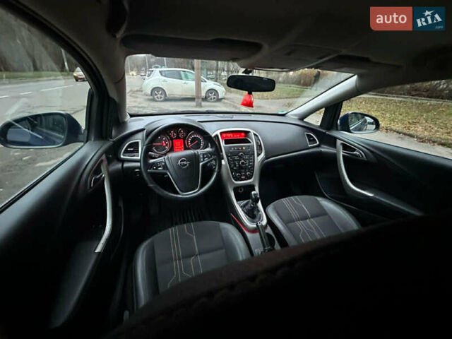 Синій Опель Астра, об'ємом двигуна 2 л та пробігом 274 тис. км за 7900 $, фото 18 на Automoto.ua