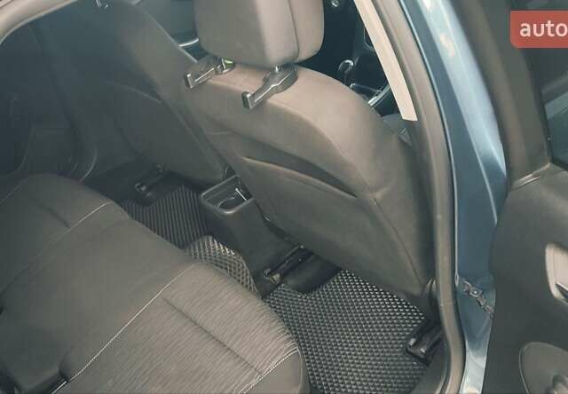 Опель Астра 2012 в Виннице на Automoto.ua Синий Опель Астра, объемом двигателя 1.3 л и пробегом 255 тыс. км за 6000 $, фото 10 на Automoto.ua