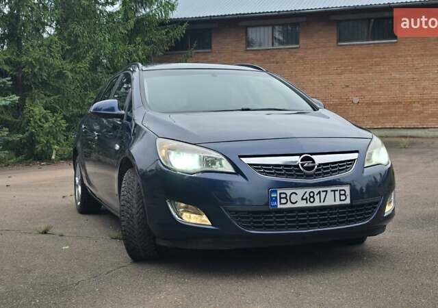 Синий Опель Астра, объемом двигателя 1.4 л и пробегом 281 тыс. км за 6100 $, фото 17 на Automoto.ua