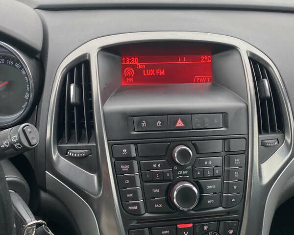 Синий Опель Астра, объемом двигателя 2 л и пробегом 258 тыс. км за 7500 $, фото 31 на Automoto.ua