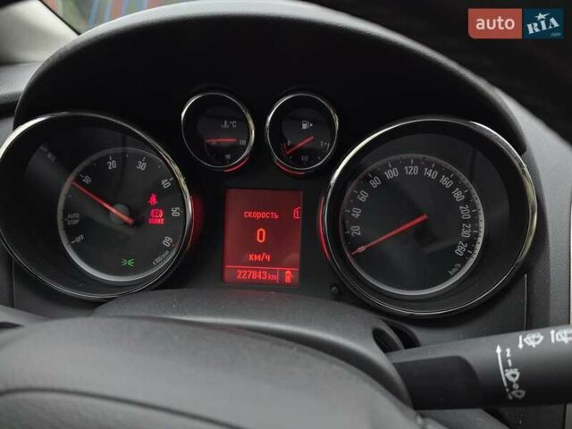 Синій Опель Астра, об'ємом двигуна 1.3 л та пробігом 227 тис. км за 5999 $, фото 37 на Automoto.ua